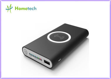 Polonais mat de mini de Qi de puissance chargeur portatif sans fil mince de la banque 8000mah avec le type port d'Usb de C